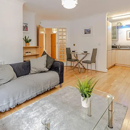 Luxury Modern 1 Bedroom Apartment In Birmingham City Centre Exterior photo