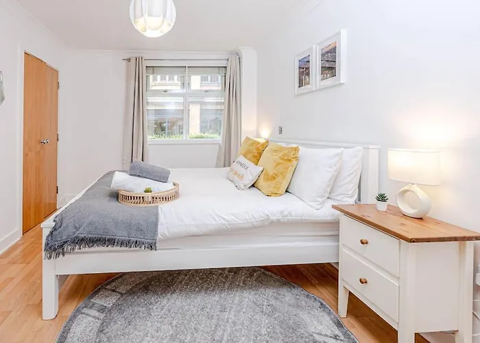 Luxury Modern 1 Bedroom Apartment In Birmingham City Centre