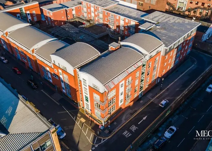 Luxury Modern 1 Bedroom Apartment In Birmingham City Centre